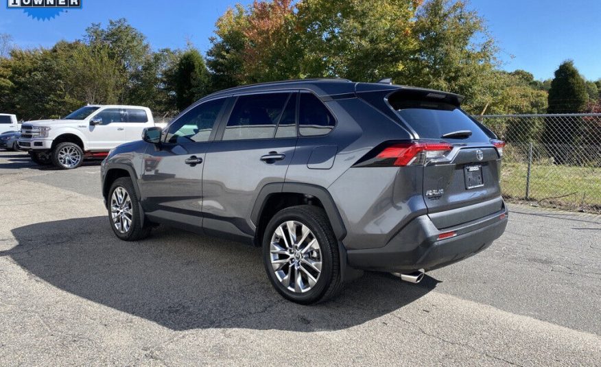 2021 Toyota RAV4 XLE Premium