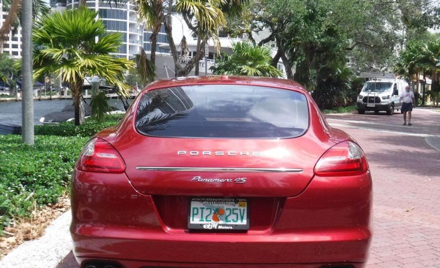 2011 Porsche Panamera 4dr Hatchback