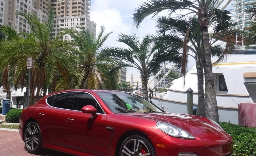 2011 Porsche Panamera 4dr Hatchback