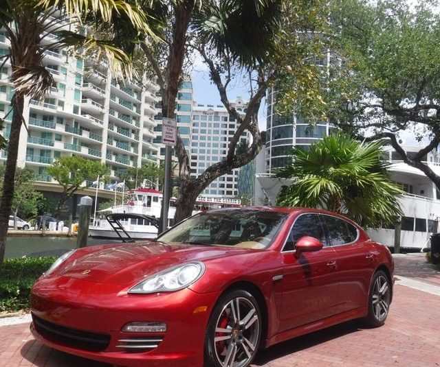 2011 Porsche Panamera 4dr Hatchback
