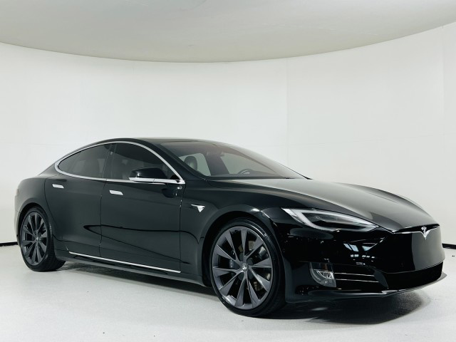 2021 Tesla Model S Long Range / Self Driving