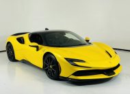 2022 Ferrari SF90 Stradale Highly optioned / Tons of Carbon Fibre