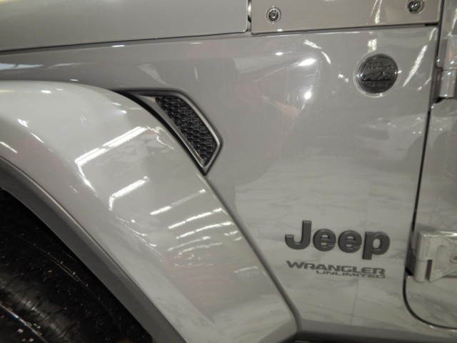 2021 Jeep Wrangler Unlimited Sahara High Altitude 4WD