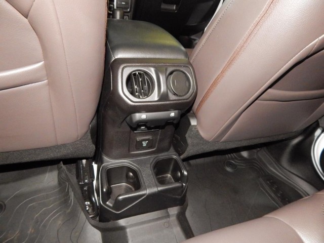 2021 Jeep Gladiator Willys 4WD Diesel