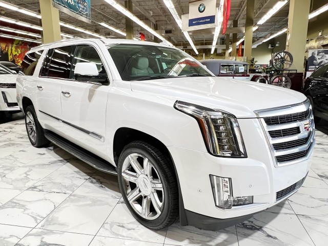 2020 Cadillac Escalade ESV Premium Luxury 4WD