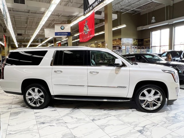 2020 Cadillac Escalade ESV Premium Luxury 4WD