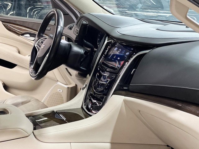 2020 Cadillac Escalade ESV Premium Luxury 4WD