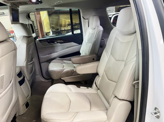 2020 Cadillac Escalade ESV Premium Luxury 4WD