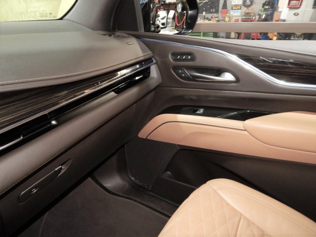 2021 Cadillac Escalade ESV Sport 4WD