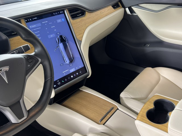 2021 Tesla Model S Long Range / Self Driving
