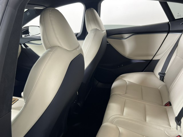 2021 Tesla Model S Long Range / Self Driving