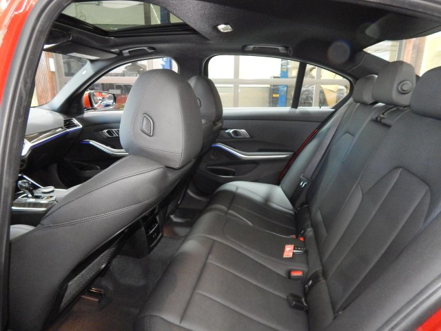 2021 BMW 3 Series 330i xDrive AWD