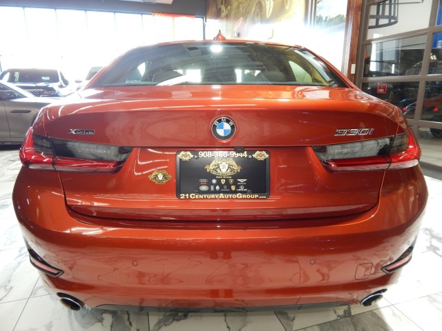 2021 BMW 3 Series 330i xDrive AWD