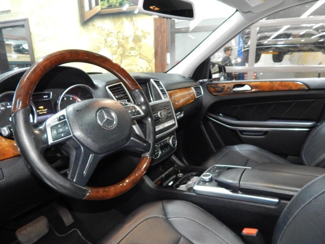 2015 Mercedes-Benz GL-Class GL 550 AWD