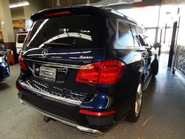 2015 Mercedes-Benz GL-Class GL 550 4MATIC