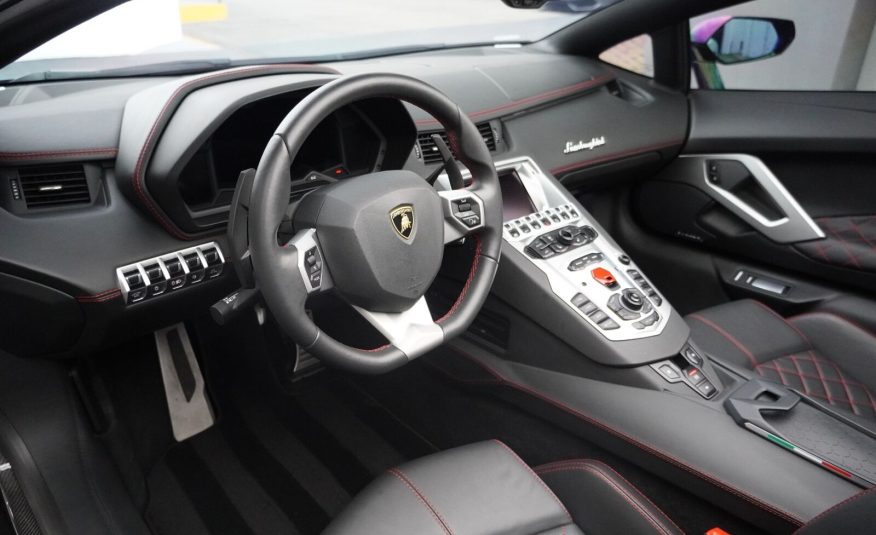 2019 Lamborghini Aventador LP 740-4 S
