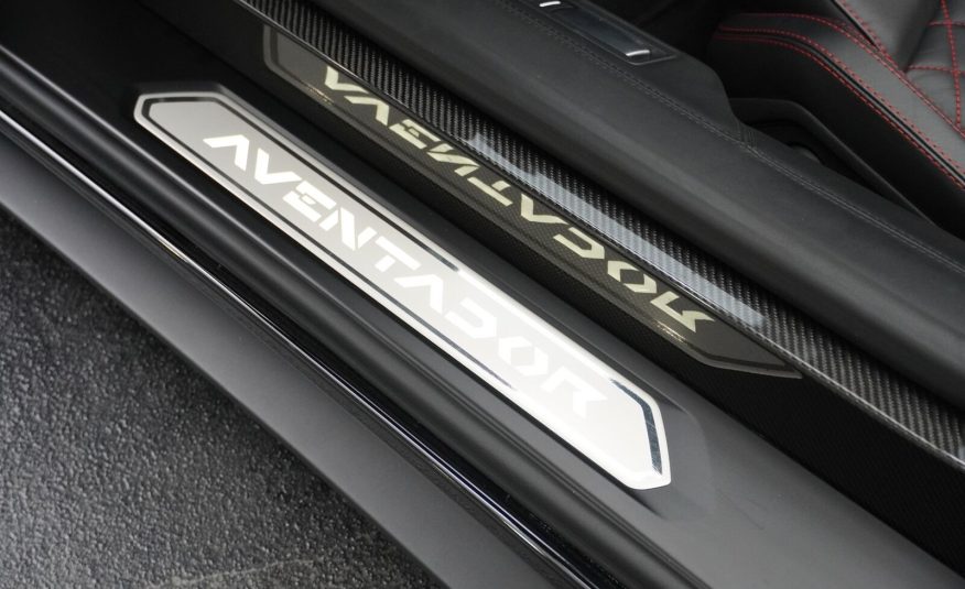 2019 Lamborghini Aventador LP 740-4 S