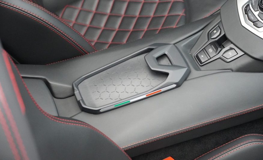 2019 Lamborghini Aventador LP 740-4 S