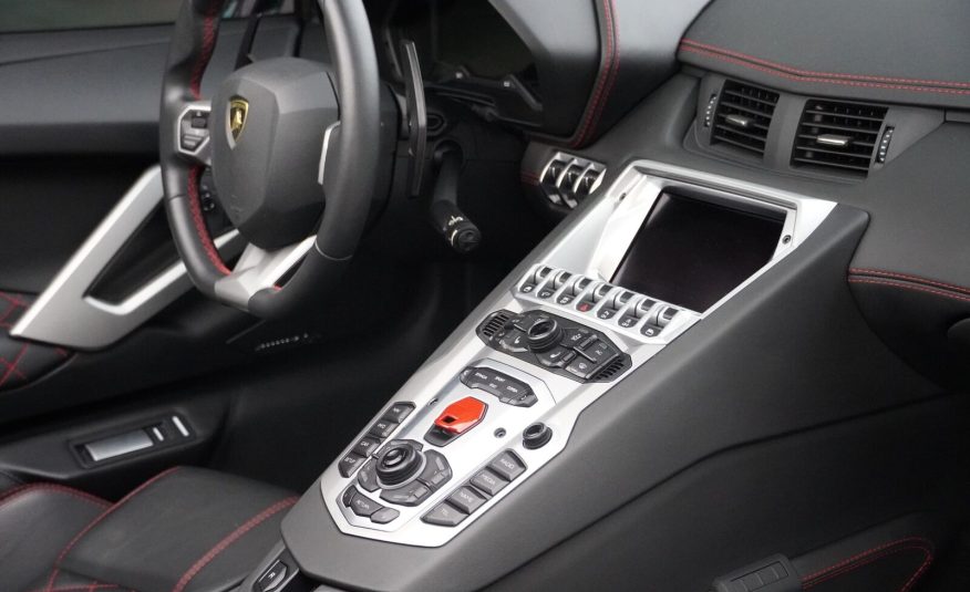 2019 Lamborghini Aventador LP 740-4 S