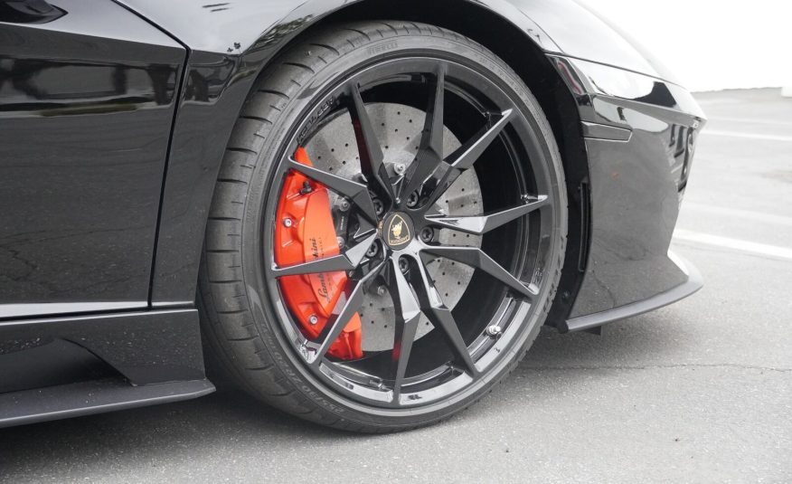 2019 Lamborghini Aventador LP 740-4 S