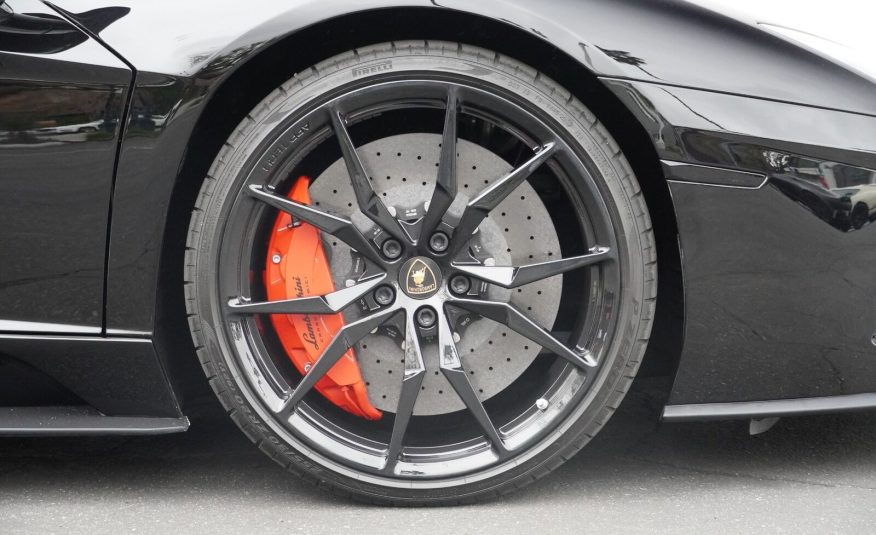 2019 Lamborghini Aventador LP 740-4 S