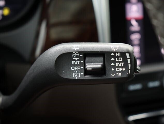 2020 Porsche Macan S