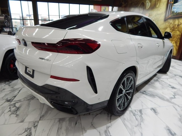 2021 BMW X6 xDrive40i AWD