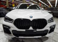 2021 BMW X6 xDrive40i AWD