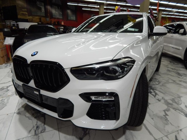 2021 BMW X6 xDrive40i AWD