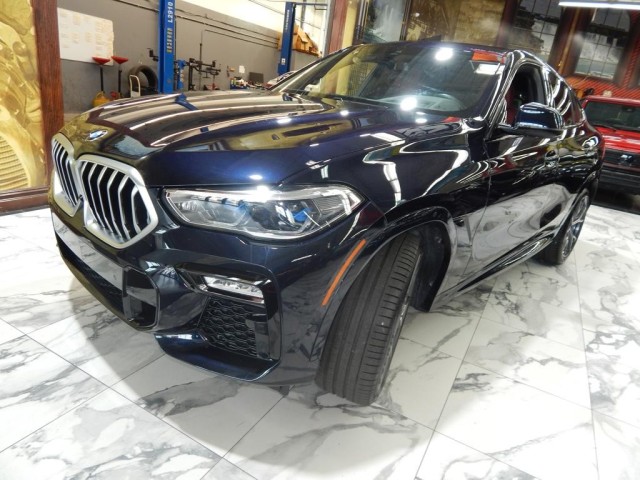 2021 BMW X6 xDrive40i AWD