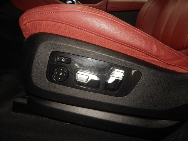 2021 BMW X6 xDrive40i AWD