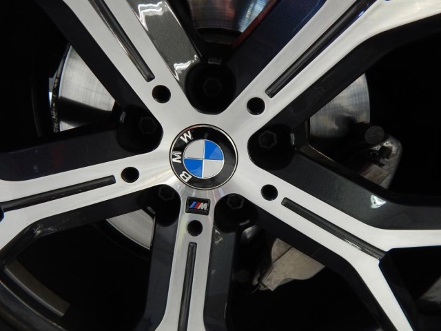 2022 BMW X6 xDrive40i AWD