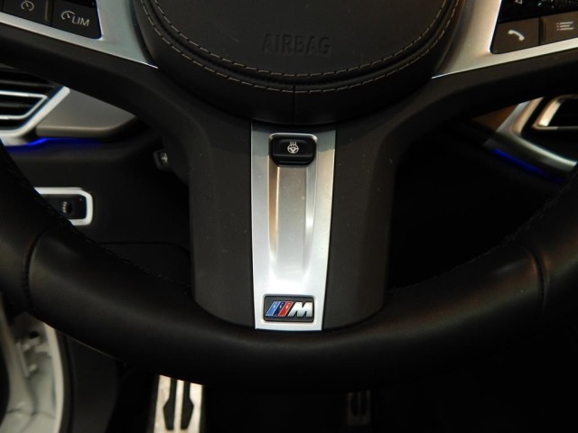 2022 BMW X6 xDrive40i AWD