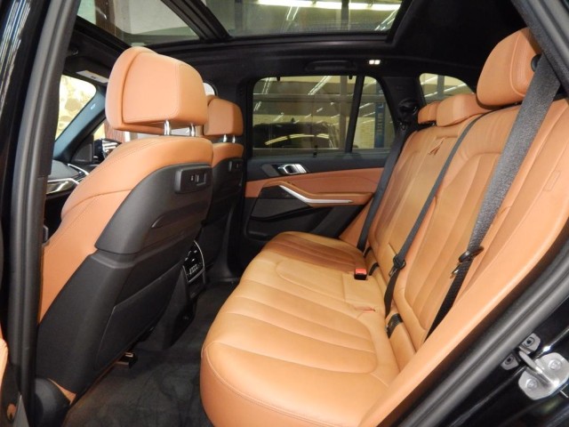2021 BMW X5 M50i AWD