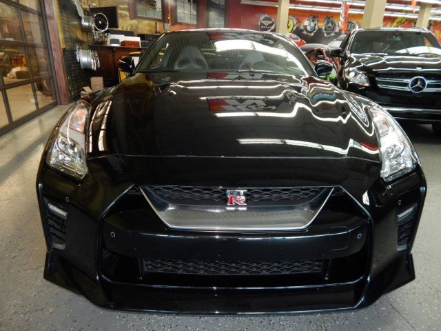 2020 Nissan GT-R Premium