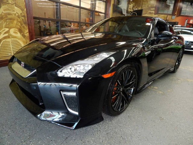2020 Nissan GT-R Premium