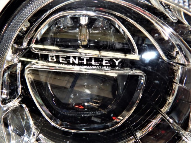 2019 Bentley Bentayga V8 AWD