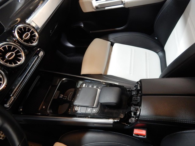 2021 Mercedes-Benz GLB GLB 250 4MATIC