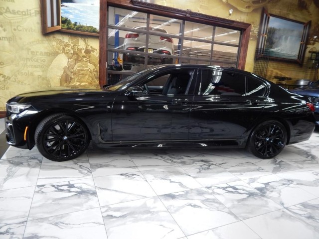 2022 BMW 7 Series 750i xDrive AWD