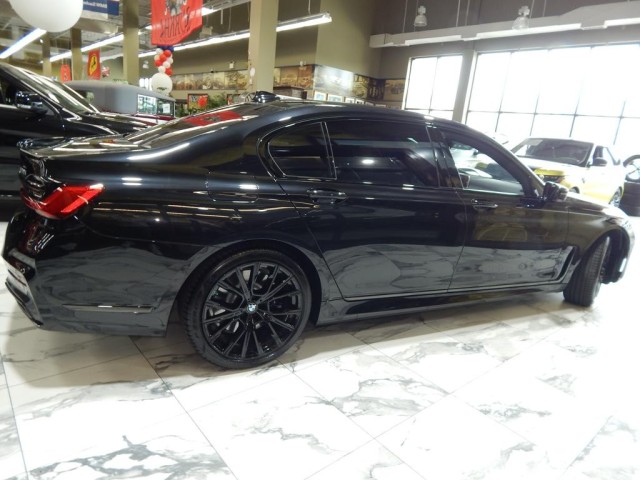 2022 BMW 7 Series 750i xDrive AWD