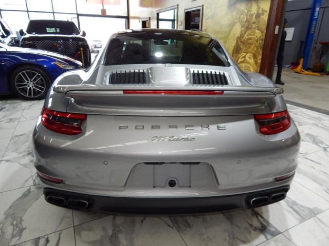 2017 Porsche 911 Turbo S AWD