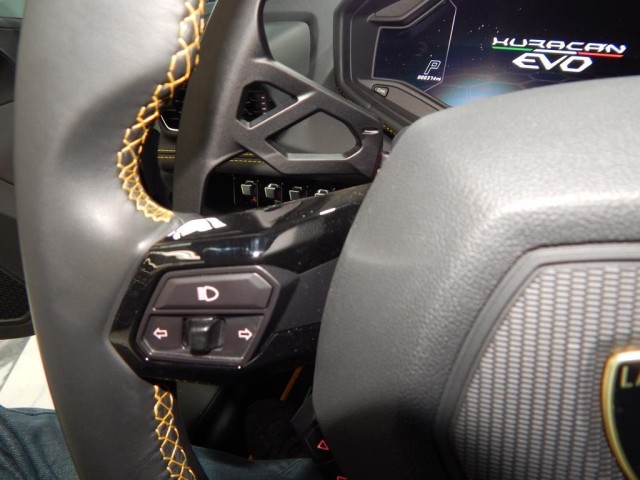 2021 Lamborghini Huracan EVO