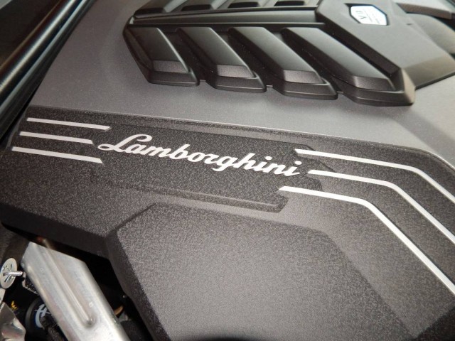 2020 Lamborghini Urus