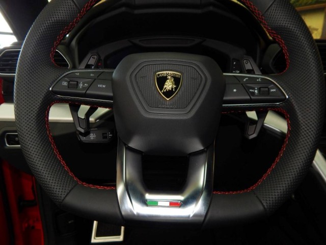 2020 Lamborghini Urus