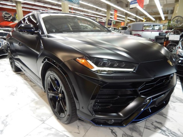 2020 Lamborghini Urus AWD