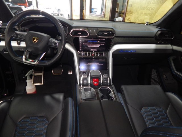 2020 Lamborghini Urus AWD