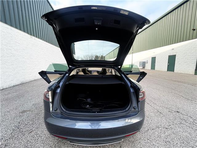 2013 Tesla Model S 85