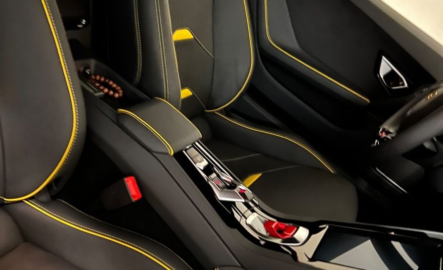 2022 Lamborghini Huracan EVO