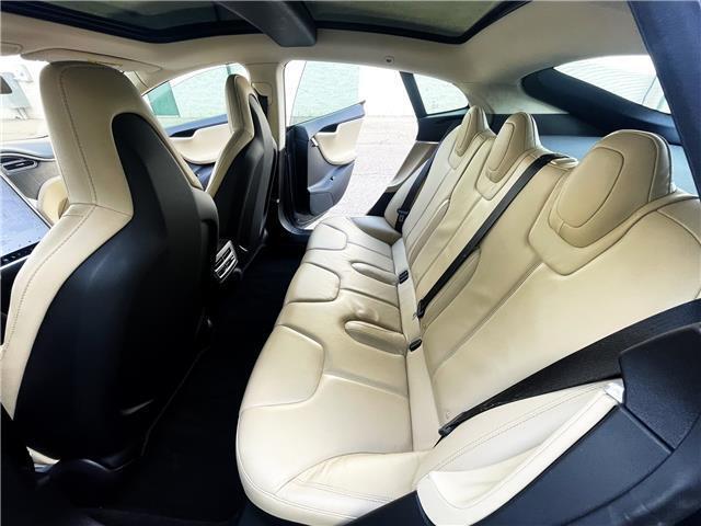 2013 Tesla Model S 85