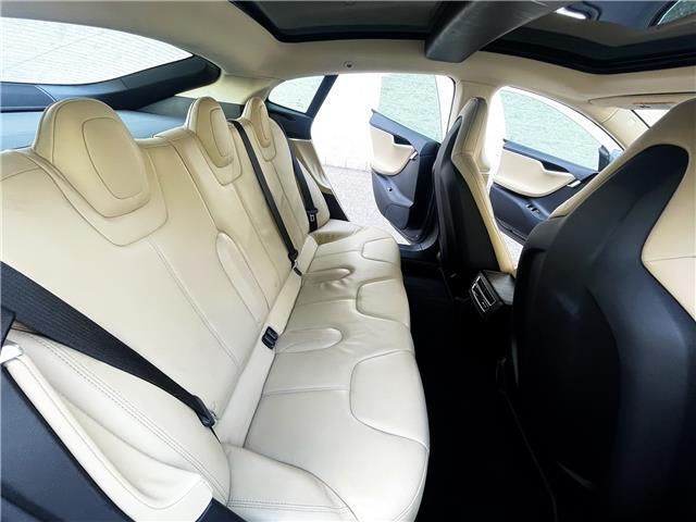 2013 Tesla Model S 85